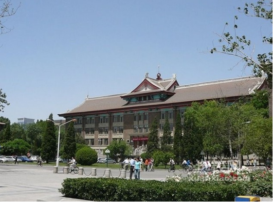 天津大学